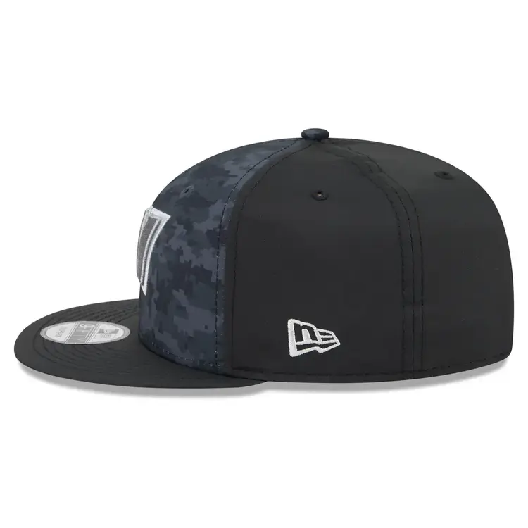 New Era Washington Commanders 2026 Salute to Service Snapback 950