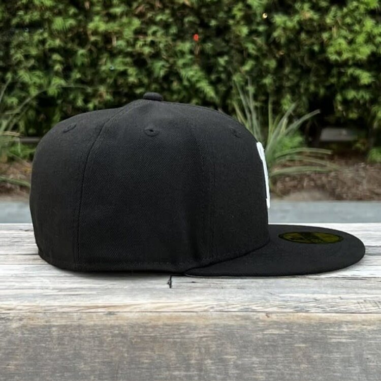 New Era UCLA Bruins "B" Black White