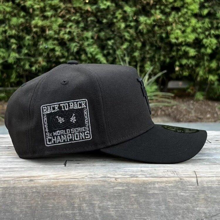 New Era LA Dodgers Upside Down Black Black Back to Back Champions Rings 940 A-Frame