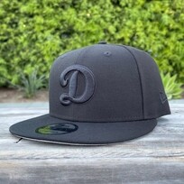 New Era LA Dodgers "D" Black Black 950 Snapback