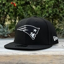 New Era Patriots Black White 950 Snapback