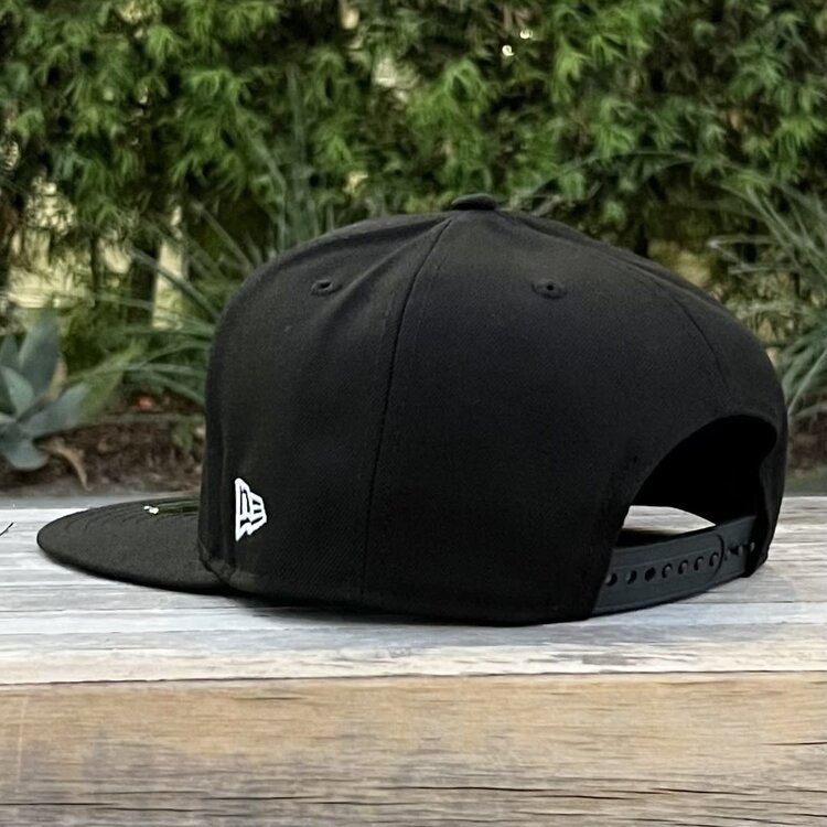 New Era Patriots Black White 950 Snapback