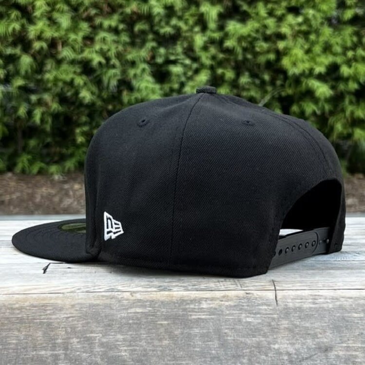 New Era Carolina Panthers Black White Snapback 950