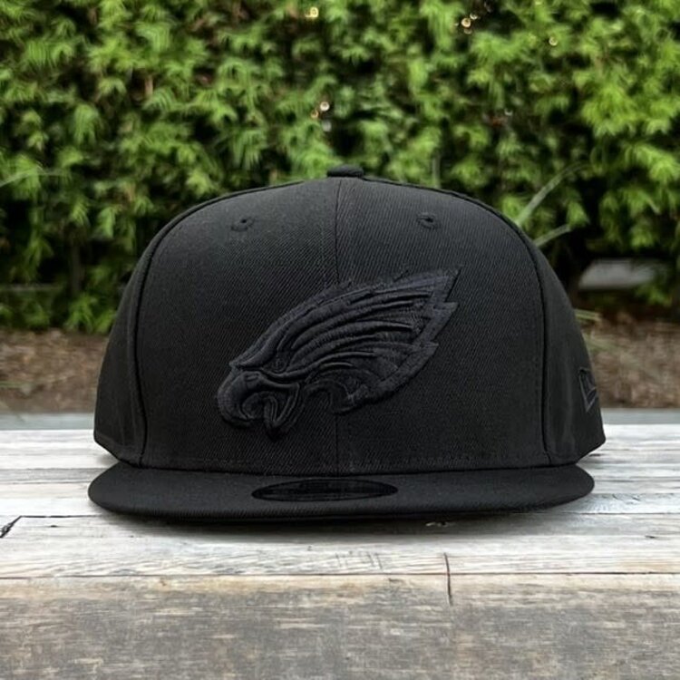 New Era Philadelphia Eagles Black Black 950 Snapback