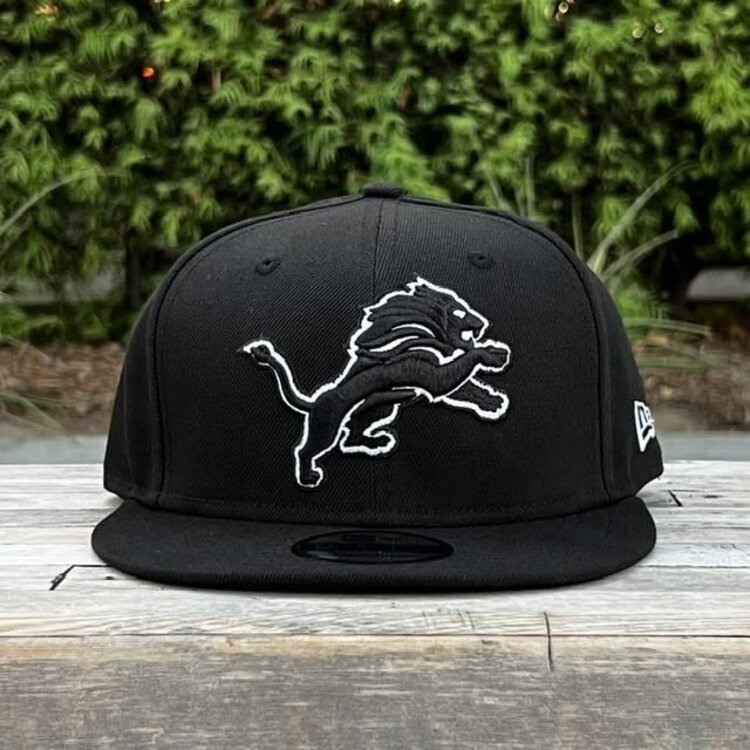 New Era Detroit Lions Black Black White Snapback 950