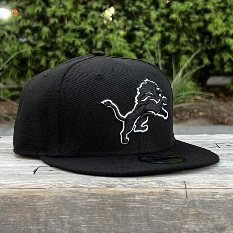 New Era Detroit Lions Black Black White Snapback 950
