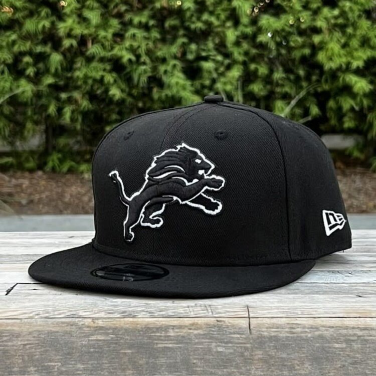 New Era Detroit Lions Black Black White Snapback 950