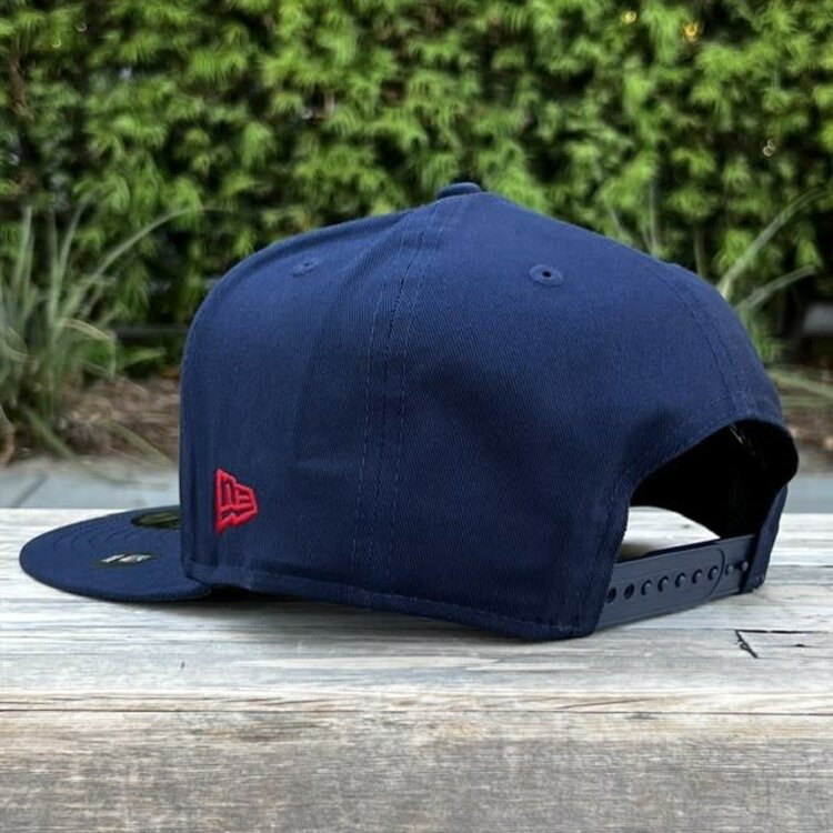 New Era New England Patriots Throwback Navy Team Snapback 950