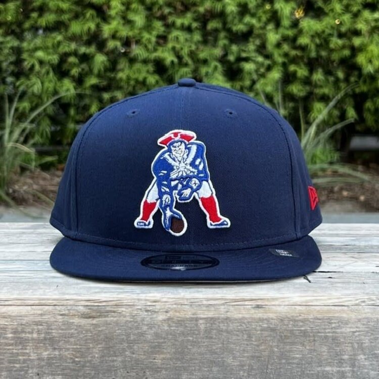 New Era New England Patriots Throwback Navy Team Snapback 950