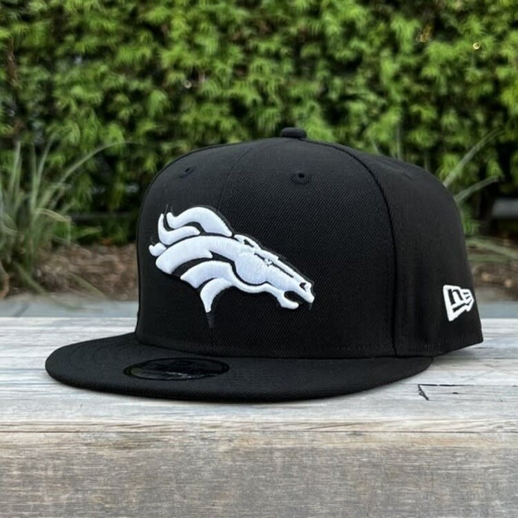 New Era Denver Broncos Black White Snapback 950