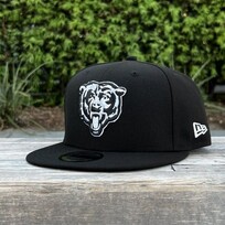 New Era Chicago Bears Head Black White Snapback 950
