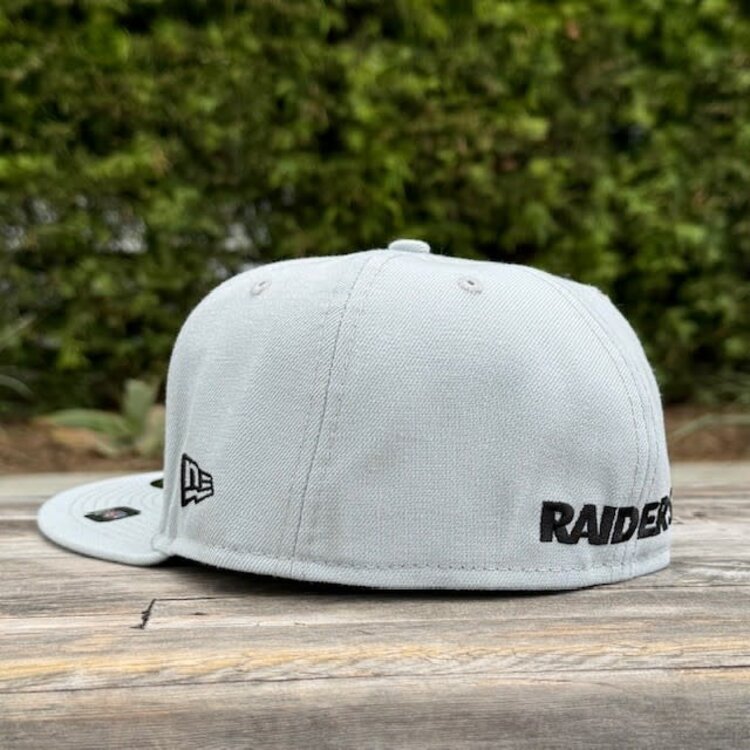 New Era Raiders Light Gray Team Shield
