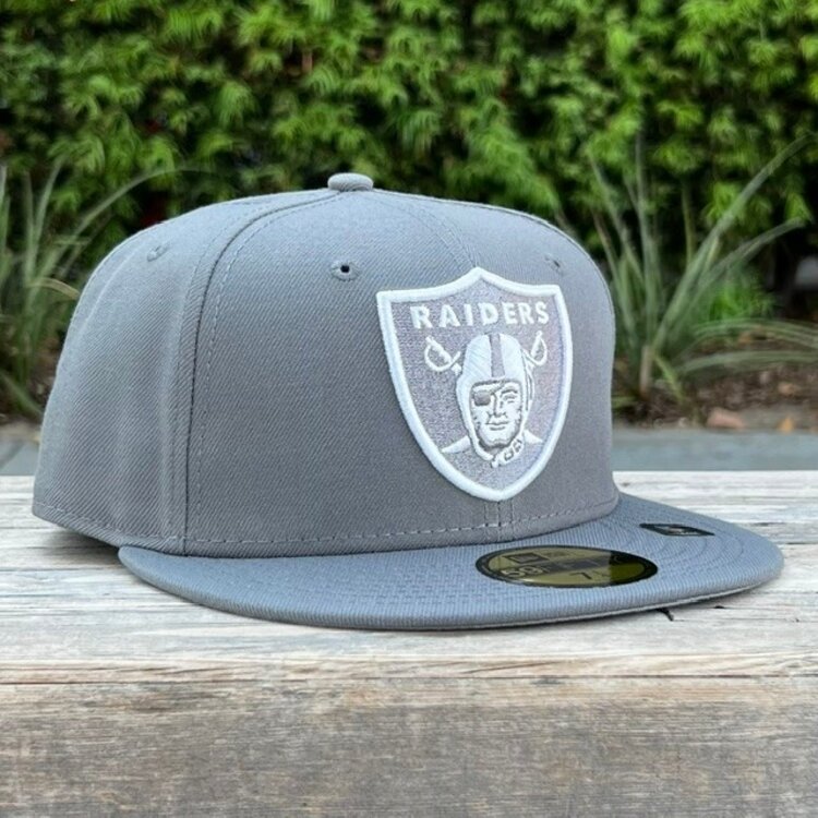 New Era Raiders Storm Gray Shield Gray/White