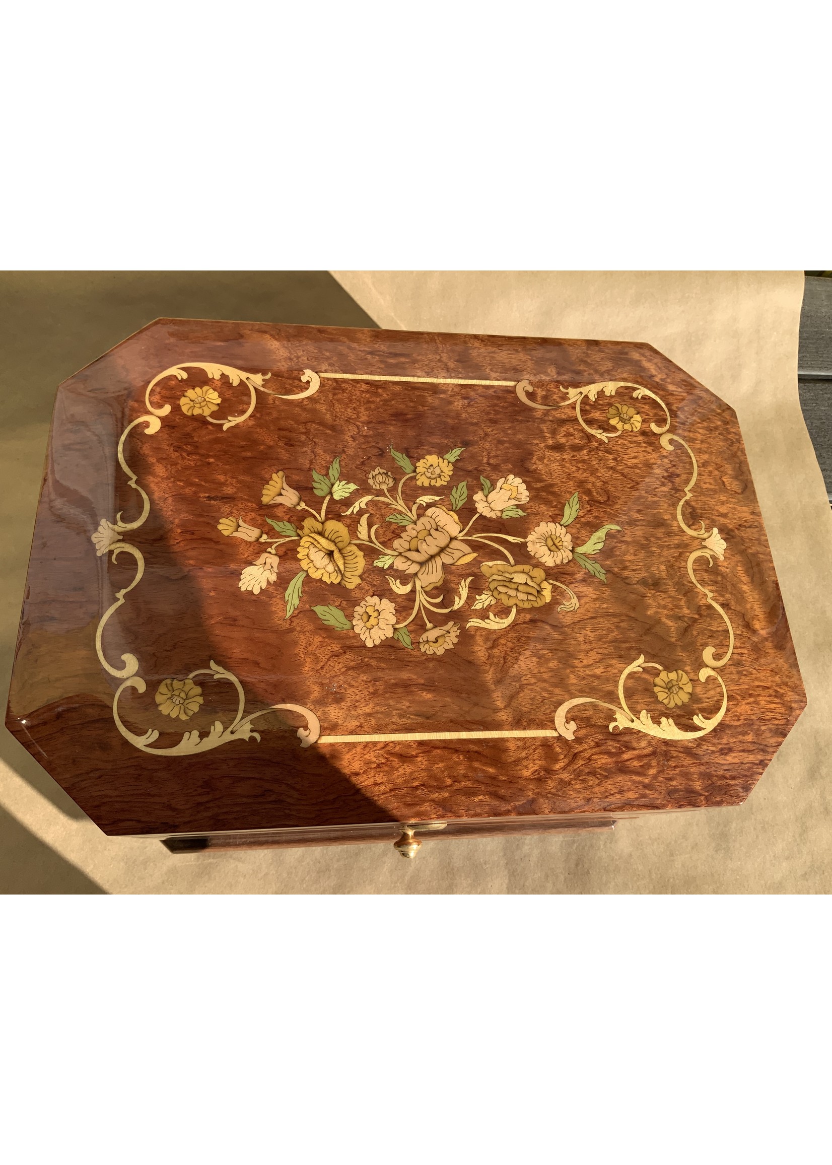 Timeless Jewerly  box with flower design