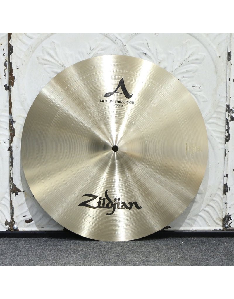 Zildjian Zildjian A Medium Thin Crash Cymbal 16in (984g)