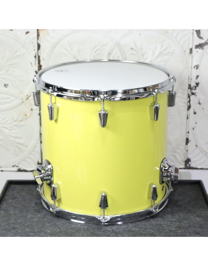 C&C Drum Company C&C Maple Gum Jazzette Drum Kit 18-12-14in - Sole Yellow