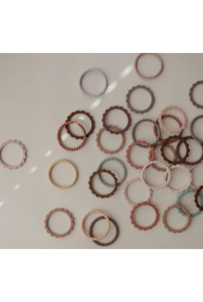 Mushie - Flower Teething Bracelet