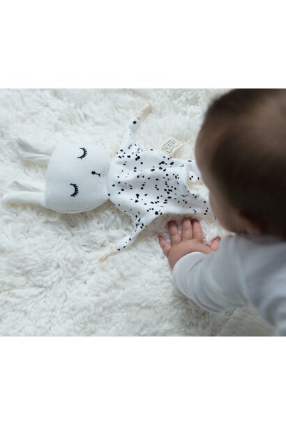 Wee Gallery - Cuddle Bunny