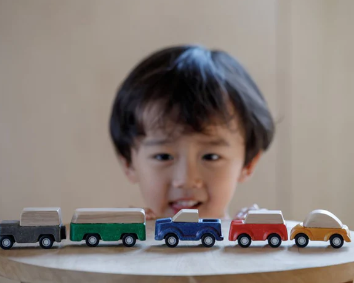 Plan Toys, Inc. Plan Toys  - Green Bus