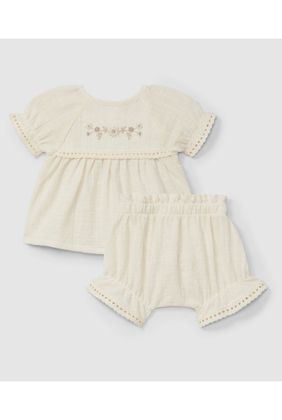 Snug - Blouse & Shorts Set