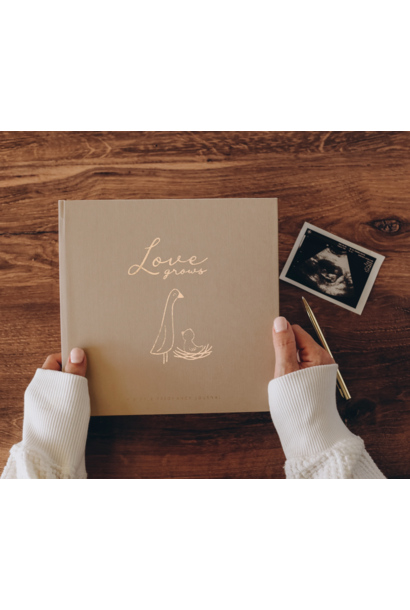 Lucy Darling - Pregnancy Journal