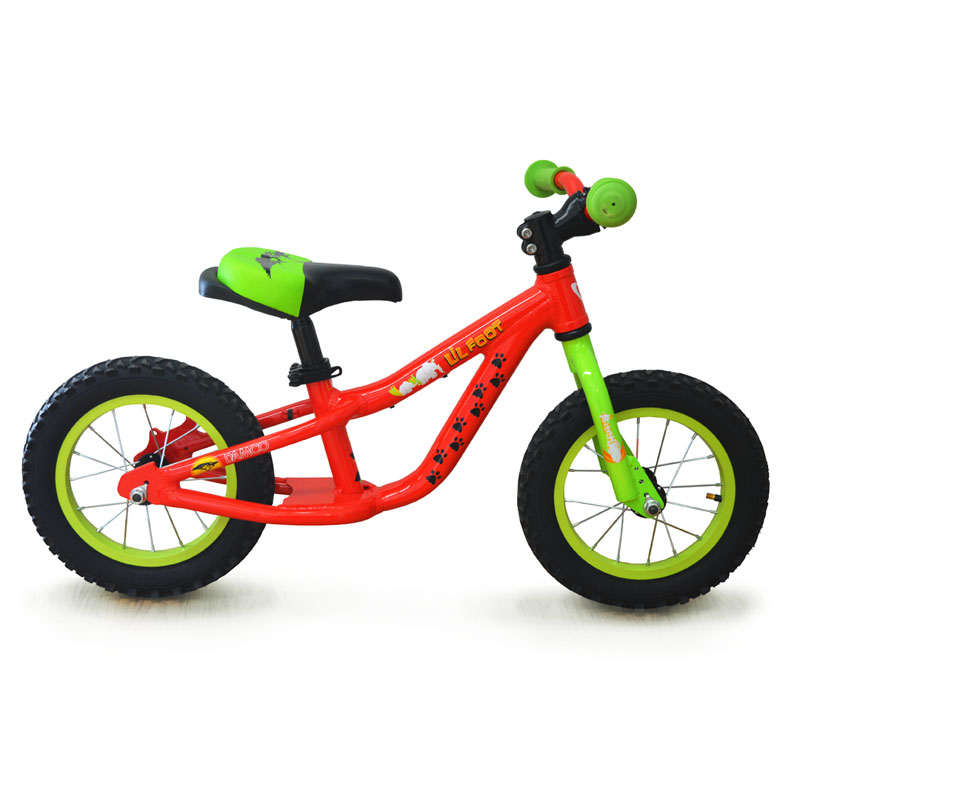 Damco Lil Foot Rouge