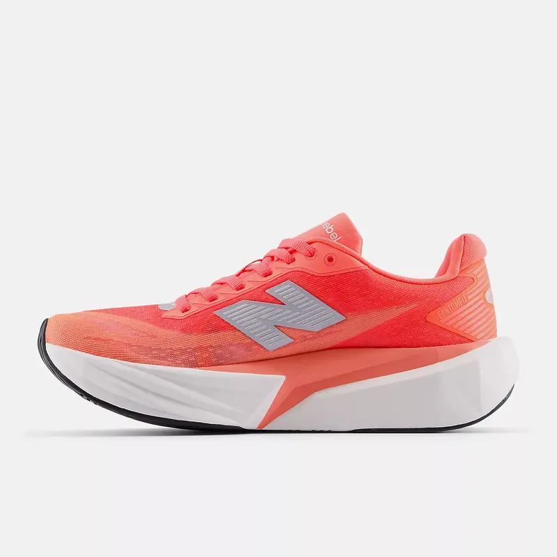 New Balance Fuelcell rebel V5 Woman - Au Coin du Pedaleur
