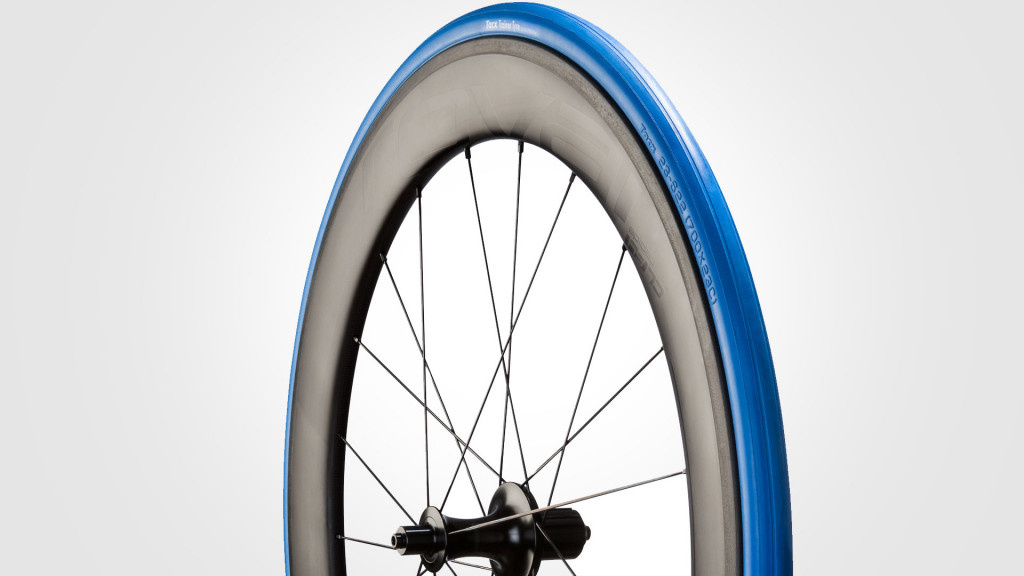 Tacx Tacx Trainer Tire, 700x23C, Pliable, 60TPI, 80PSI, Bleu