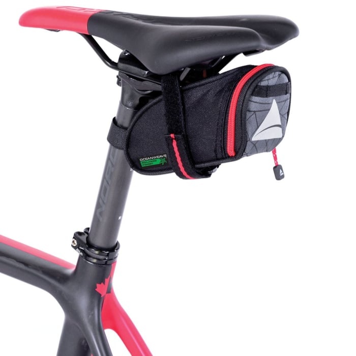 Axiom Seymour Oceanweave Wedge 0.5L