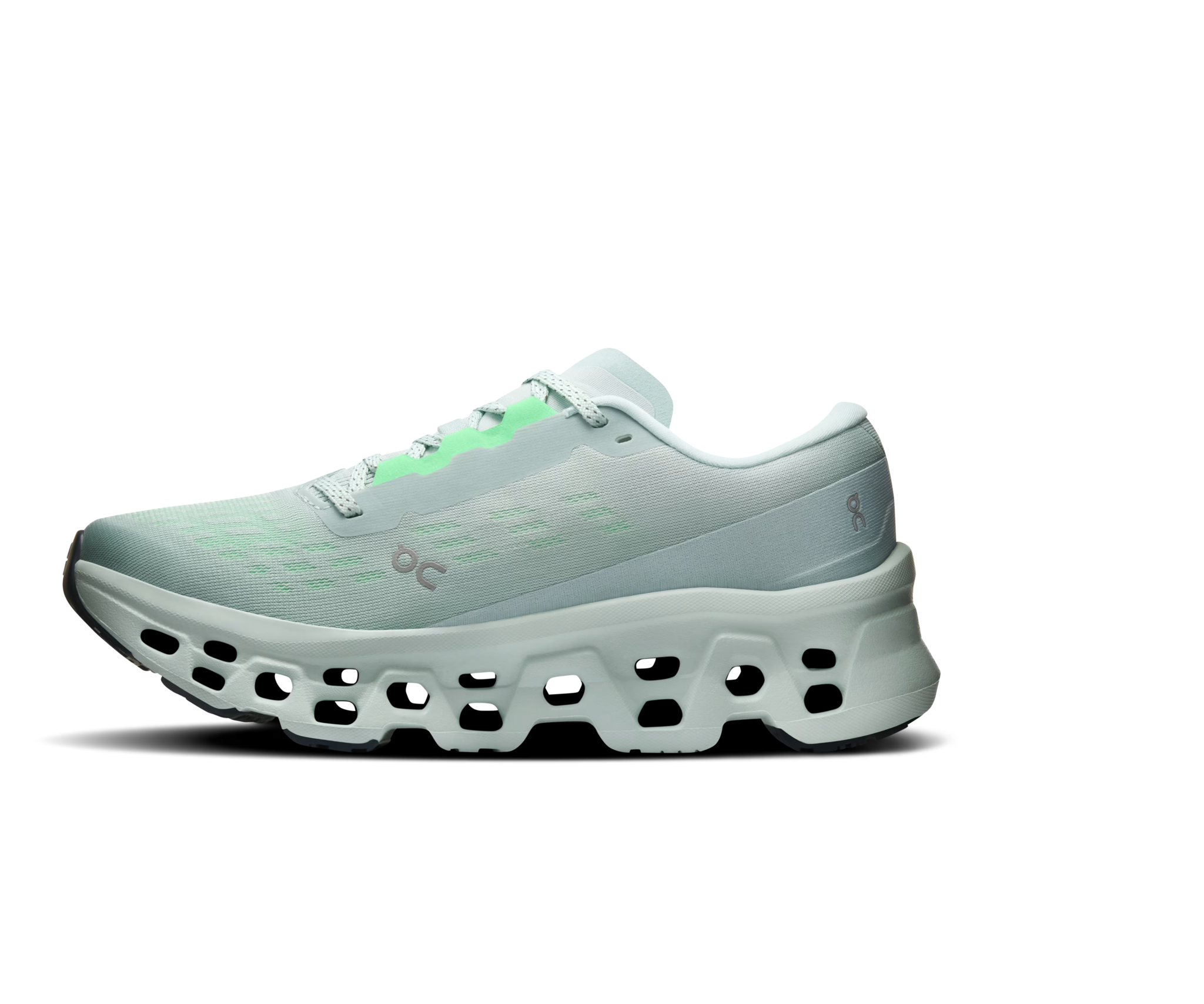 On CloudMonster 3 W Wide