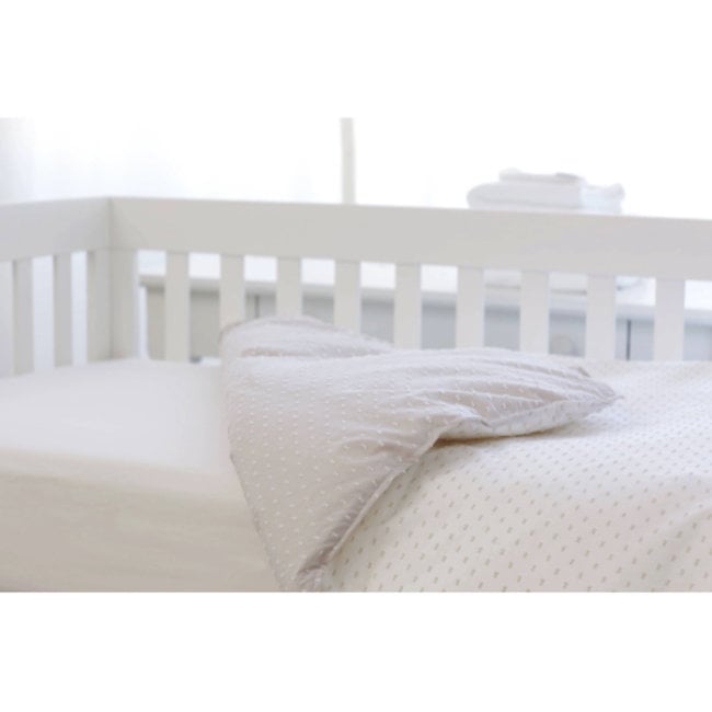 Bouton Jaune Housse De Couette Pour Lit De Bebe Bout De Ficelle Moka Et Blanc Charlotte Et Charlie