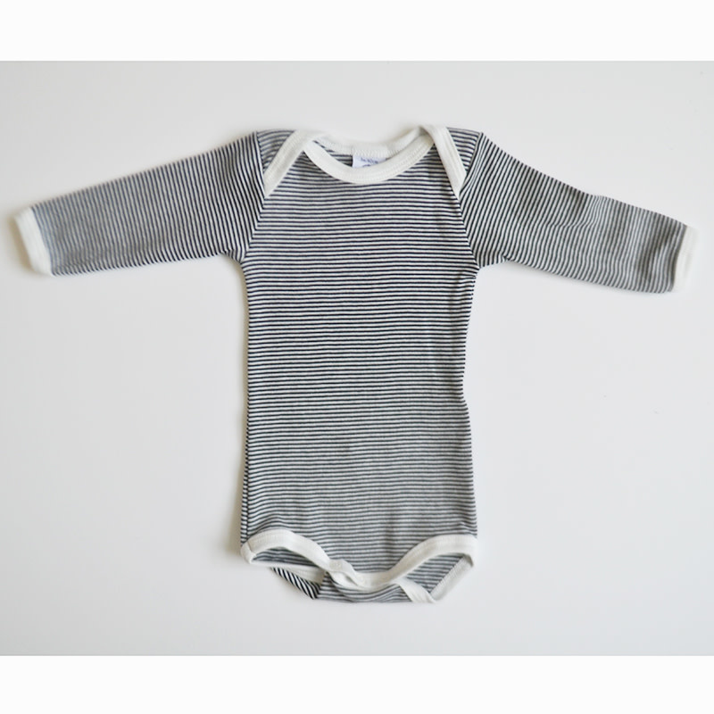 romper petit bateau sale