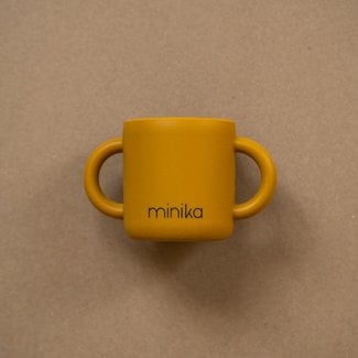 Minika Minika - Tasse d'Apprentissage en Silicone avec Poignées, Ocre