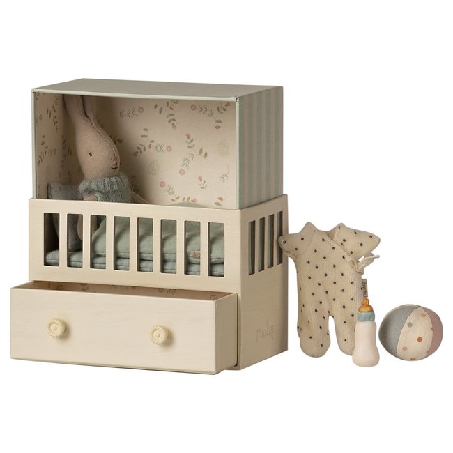 Maileg Chambre De Bebe Avec Micro Lapin Bleu Charlotte Et Charlie