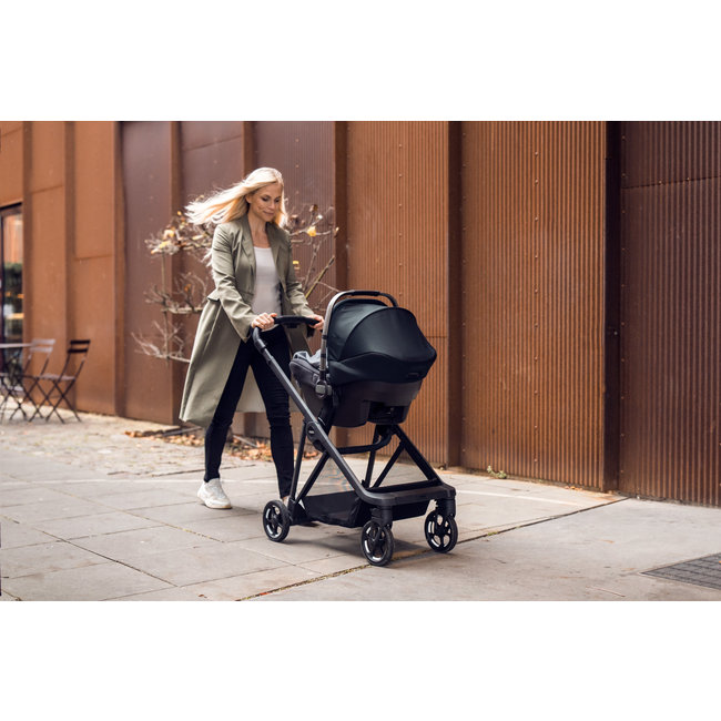 Thule Shine Car Seat Adapters for MaxiCosi Charlotte et Charlie