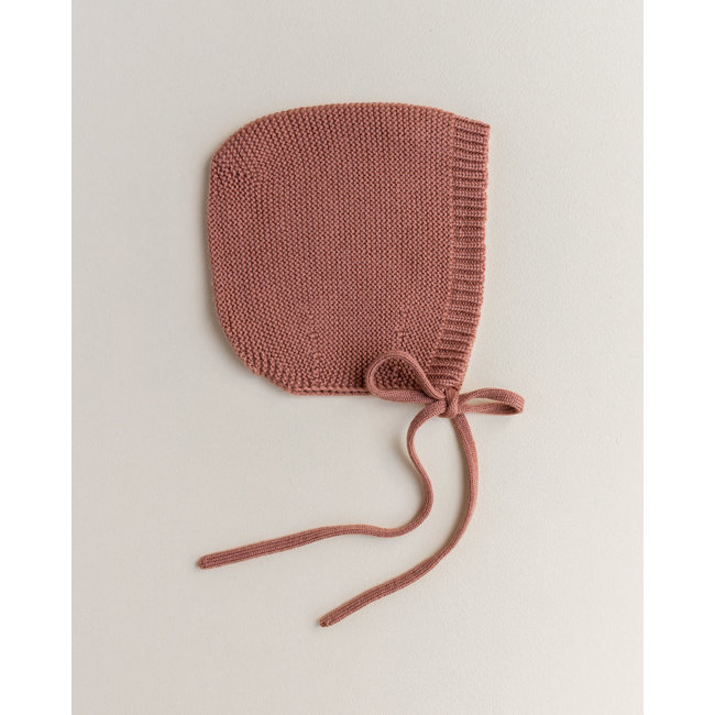 Hvid Knitwear Hvid Knitwear - Bonnet Dolly en Laine Mérinos, Brique