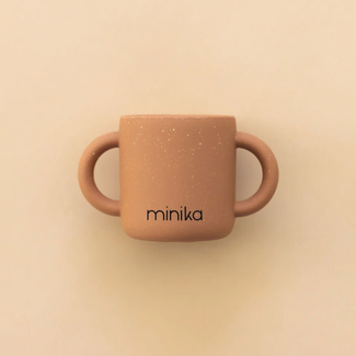 Minika Minika - Tasse d'Apprentissage en Silicone avec Poignées, Amande