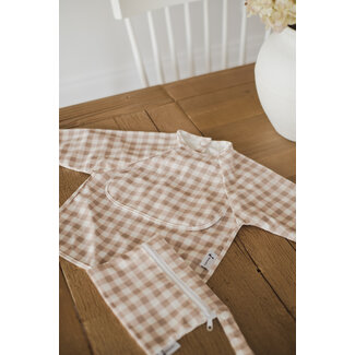 Micasso & Co Micasso & Co - Long-Sleeved Bib with Integrated Pocket, Gingham Caramel