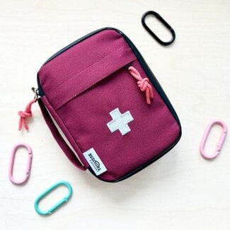 La Petite Trousse - Everyday 2.0 First Aid Kit, Burgundy