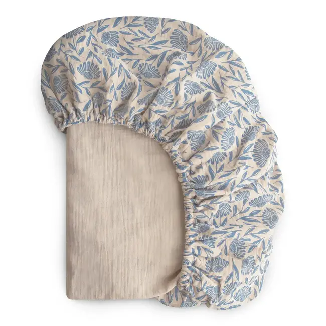 Mushie Muslin Fitted Crib Sheet Blue Flowers Charlotte et Charlie