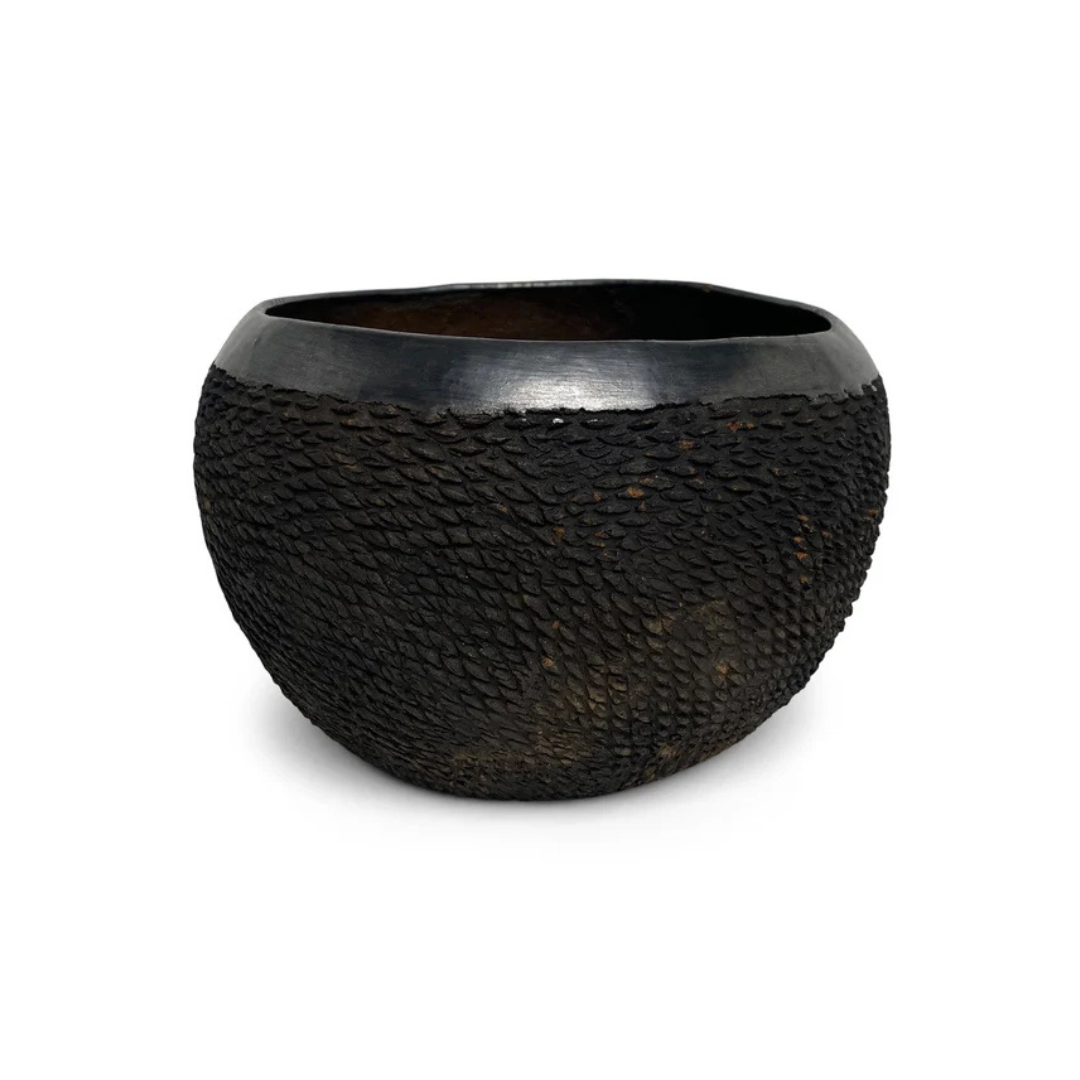 Rounded Earthen Bowl - Burnt Earth - Large