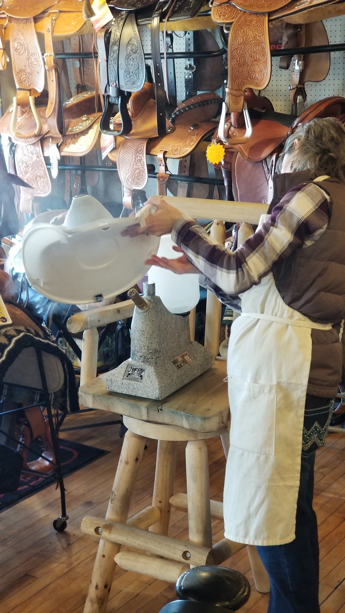 Hat Quick Clean & Steam Shaping - Gass Horse Supply & Western Wear