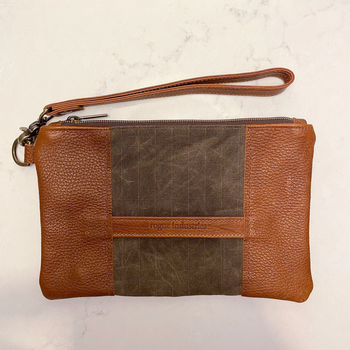 Rogue Industries Eastport Clutch - Brown