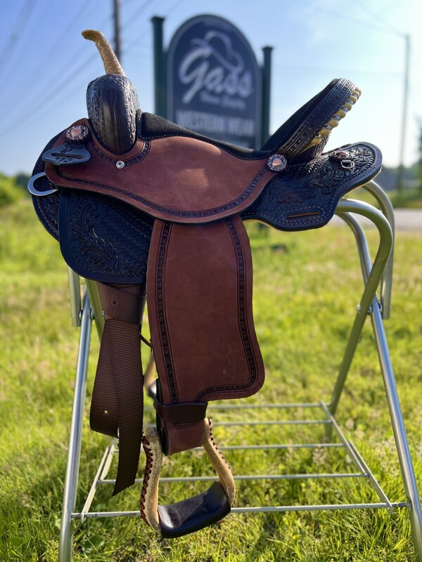 Nash Saddlery 15" Reg Bar Nash Two-Tone Chocolate Barrel Saddle