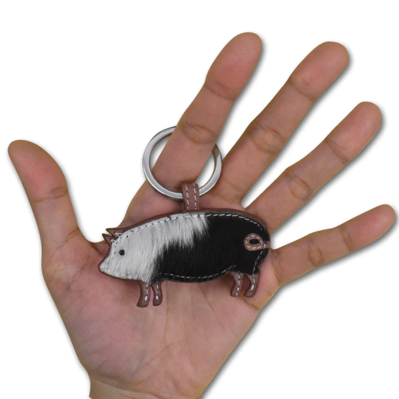 iLI Key Chain - Pig Key Fob w/Hair