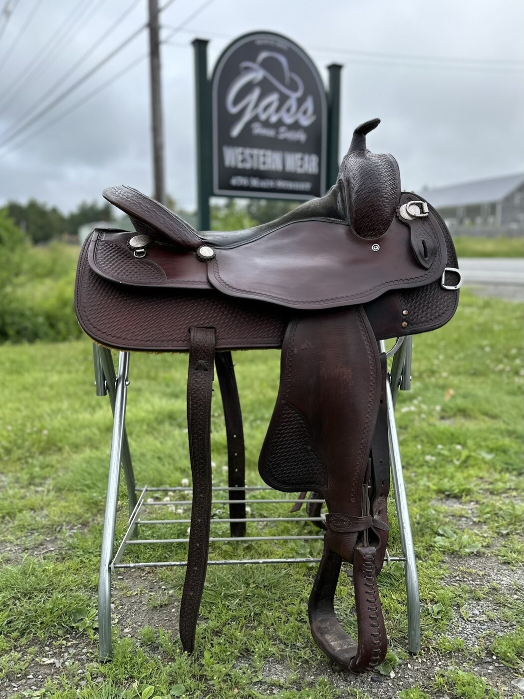 17” Wide Used Crates Reiner Saddle Gass Horse Supply & Western Wear