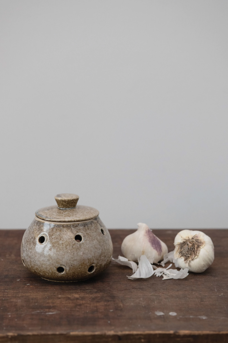 Creative Co-op Stoneware Garlic Keeper Reactive Glaze Brown