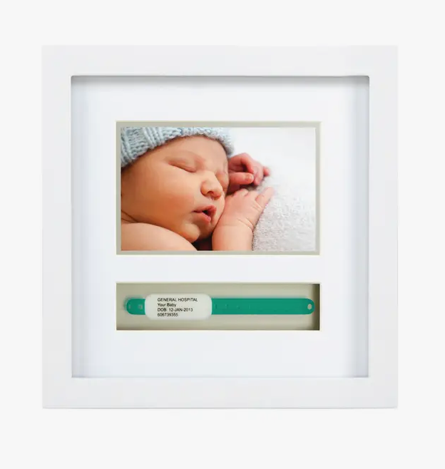 pearhead Baby Hospital ID Bracelet Picture Frame