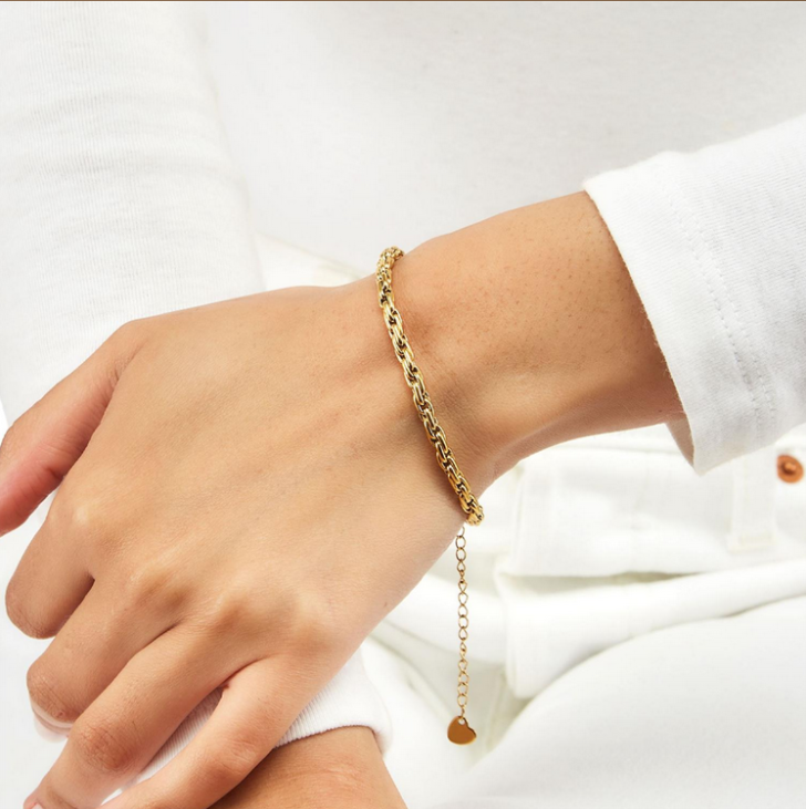 Two's Company Oval Chain Link Bracelet