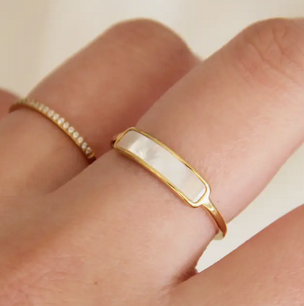 Mother of Pearl Bar Ring - Gold  7